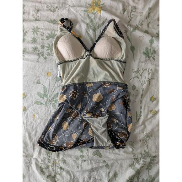 Vintage Floral Swimdress - Picture 6 of 7